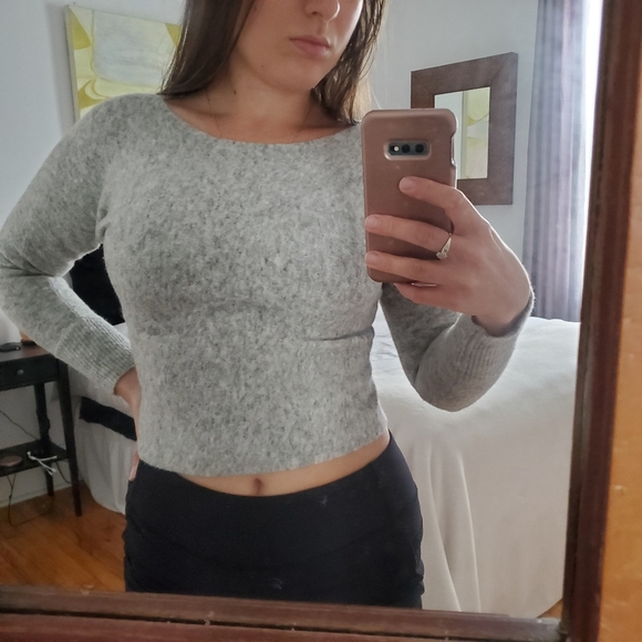 Light grey sweater - Picture 1 of 4